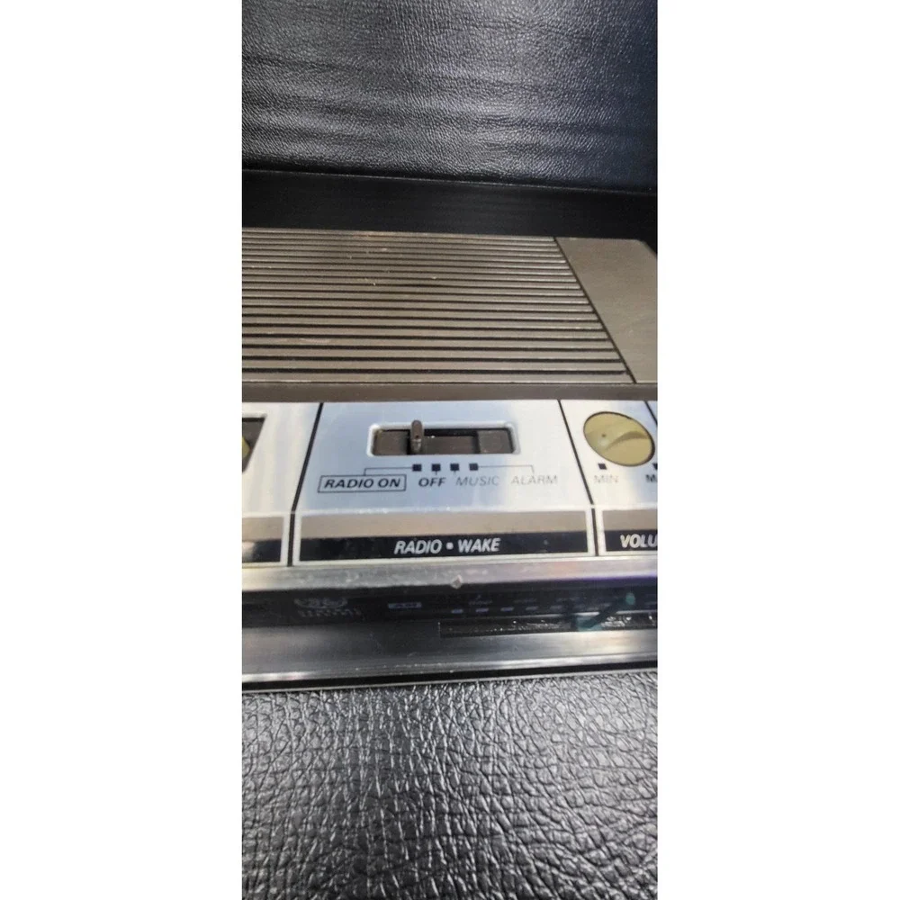 Vintage GE Digital Alarm Clock Tested 7-4646A AM/FM Blue LCD Display